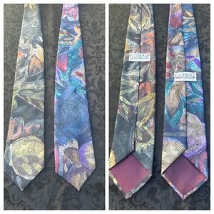 Lot of 2 Mens Florenzi Silk Ties Ref# 7199
TIE WIDTH : 3 1/4 in